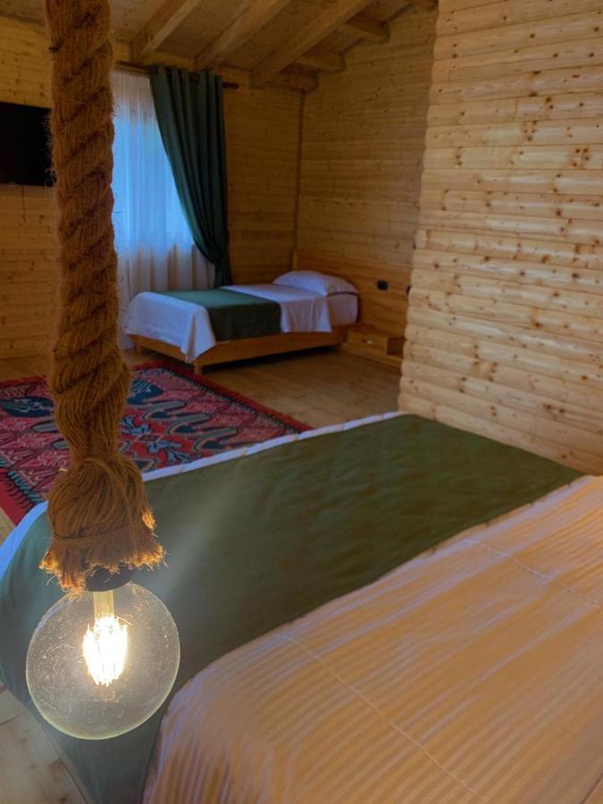 Wooden House Hotel Shkoder Exterior photo